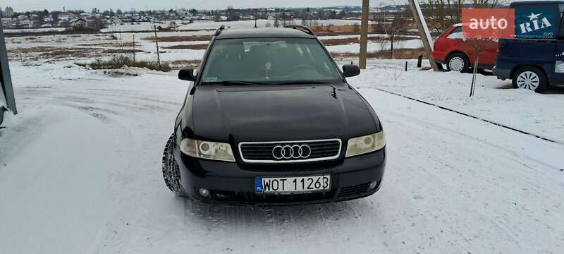 Универсал Audi A4 2001 в Шумске
