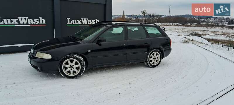 Универсал Audi A4 2001 в Шумске