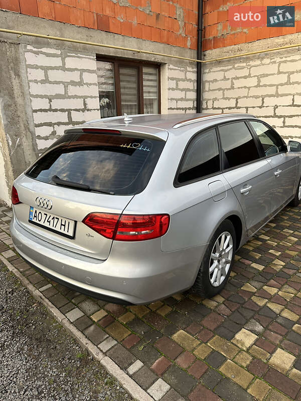 Универсал Audi A4 2012 в Хусте