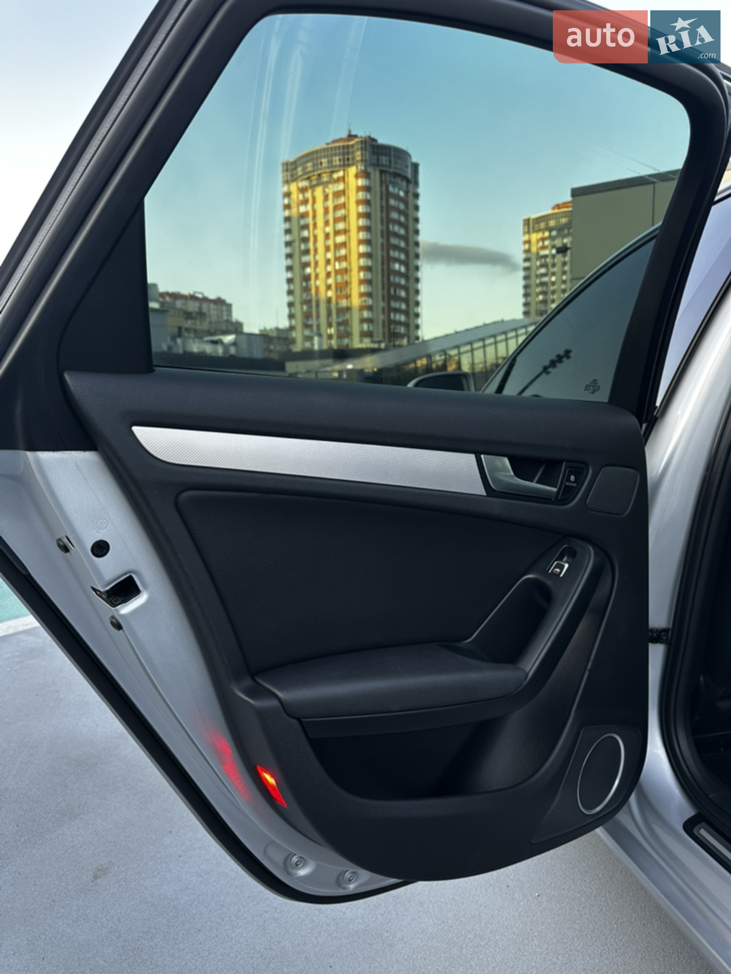 2012 Audi A4 - мініатюра 26