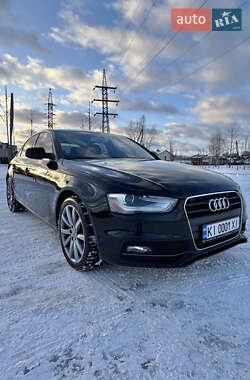 Седан Audi A4 2012 в Ирпене