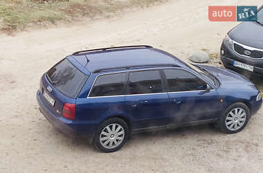 Универсал Audi A4 1998 в Киеве