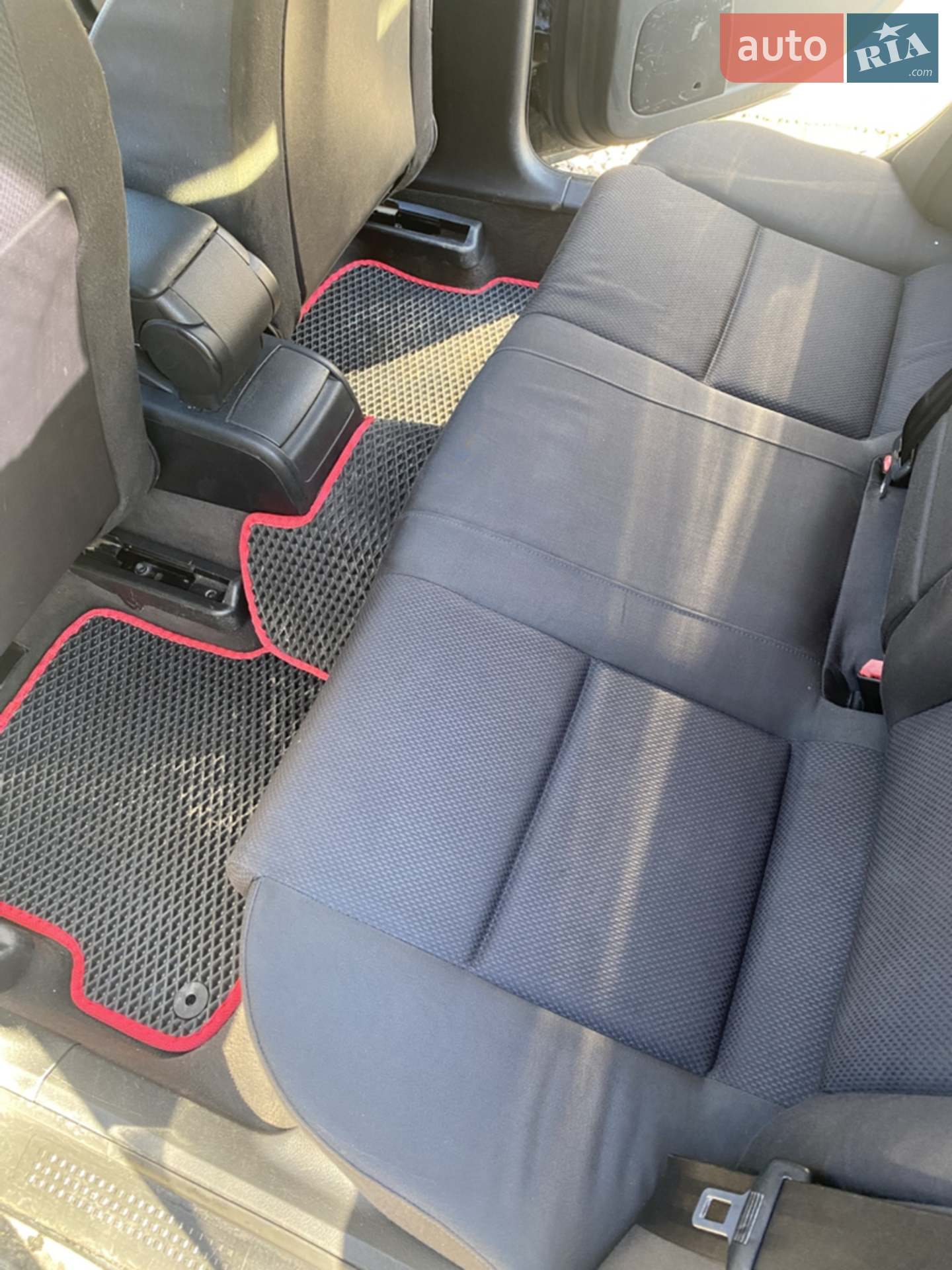 Audi A4 2004 VIN WAUZZZ8E34A181903 фото оголошення 9 з 19