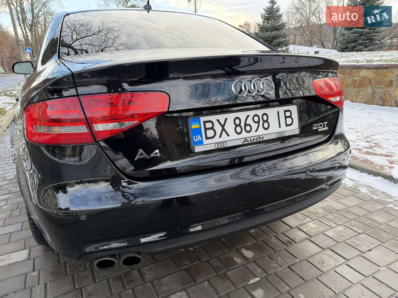 Седан Audi A4 2013 в Виннице