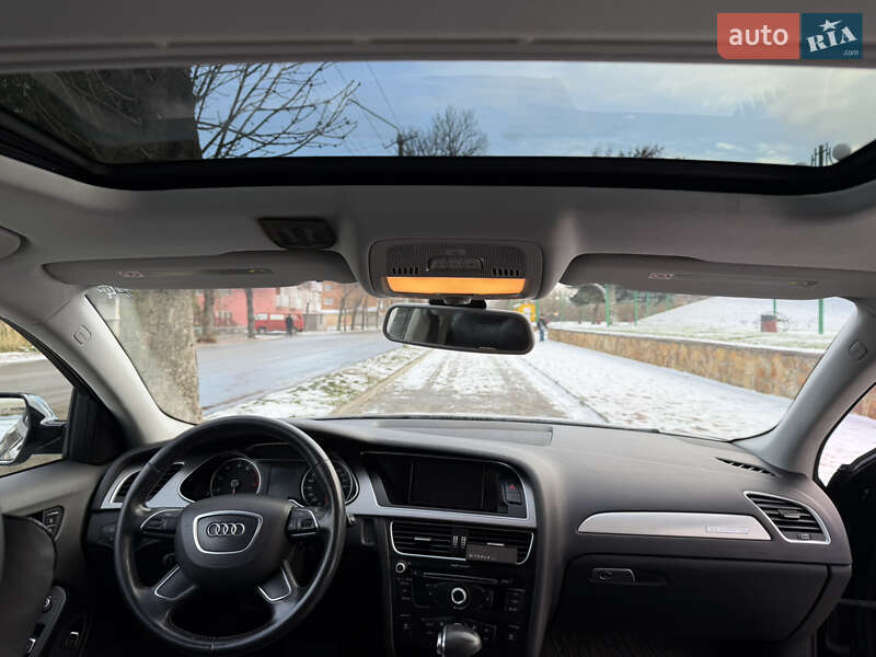 Седан Audi A4 2013 в Виннице
