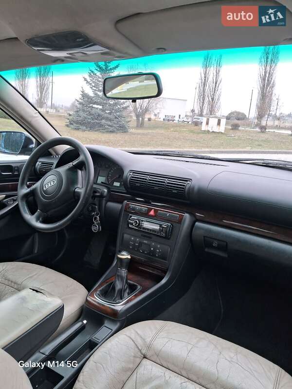 Универсал Audi A4 1999 в Вараше фото 21 Универсал Audi A4 1999 в Вараше
