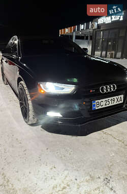 Седан Audi A4 2014 в Золочеве