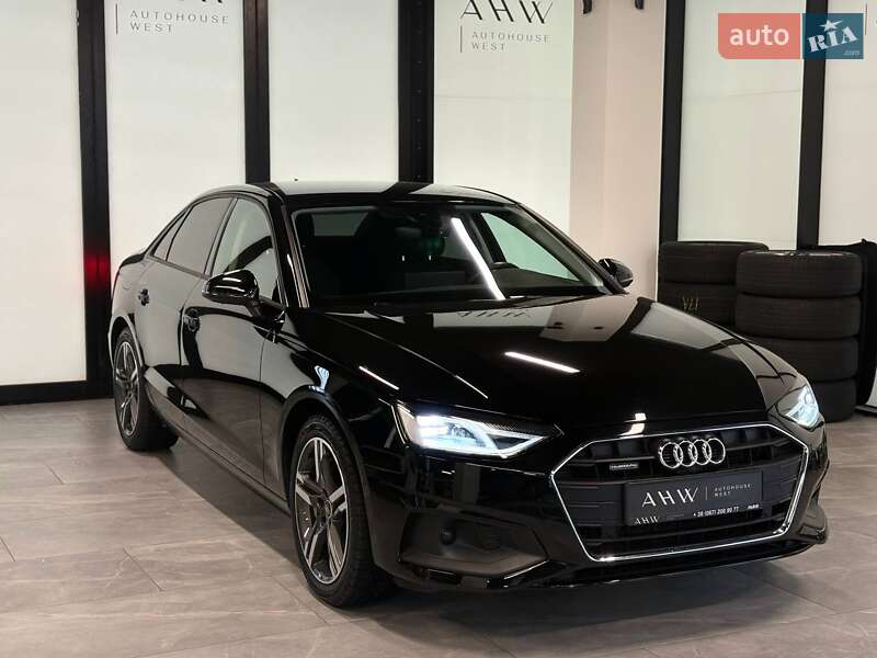 Седан Audi A4 2021 в Львове