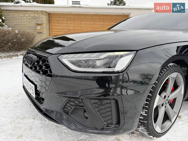 Седан Audi A4 2024 в Киеве