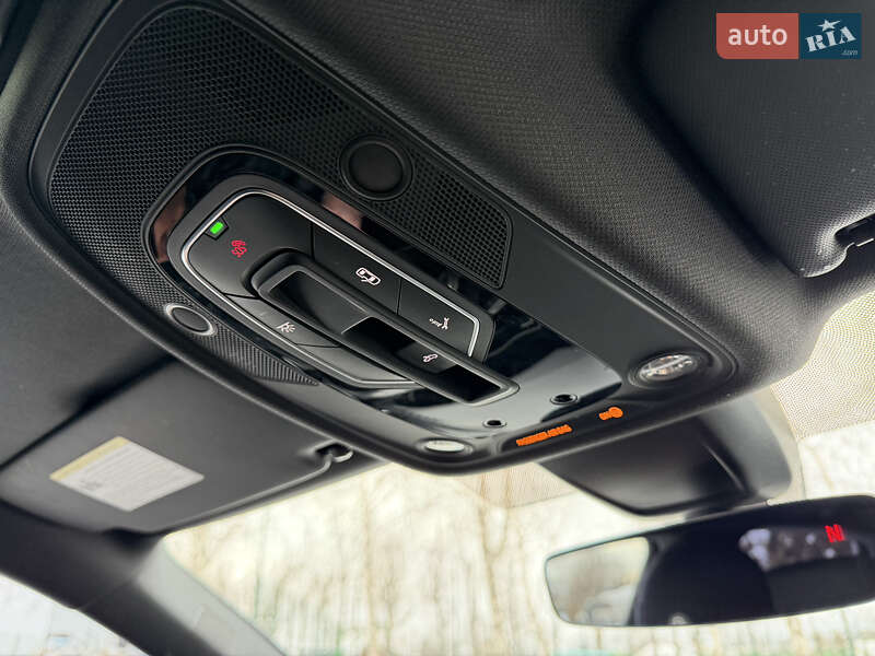 Седан Audi A4 2024 в Киеве