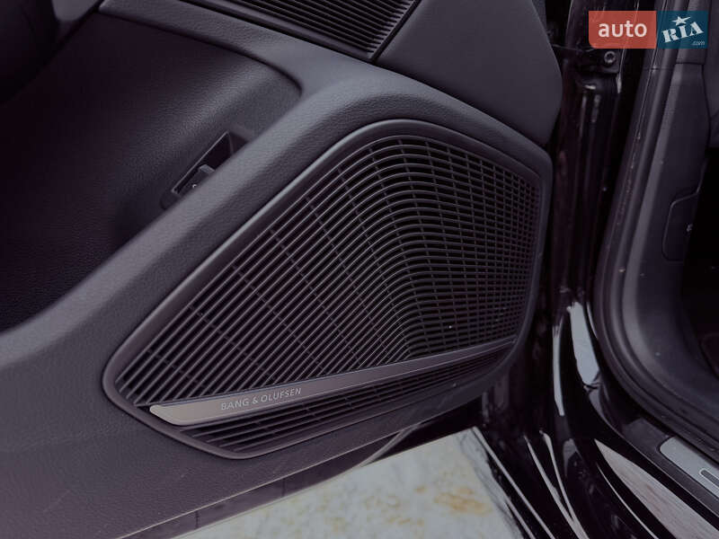 Седан Audi A4 2024 в Киеве