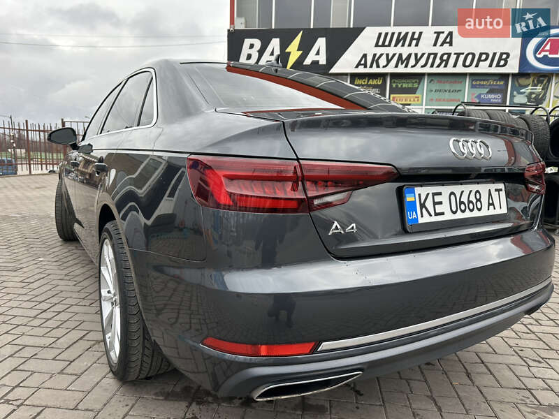 Седан Audi A4 2018 в Кривому Розі