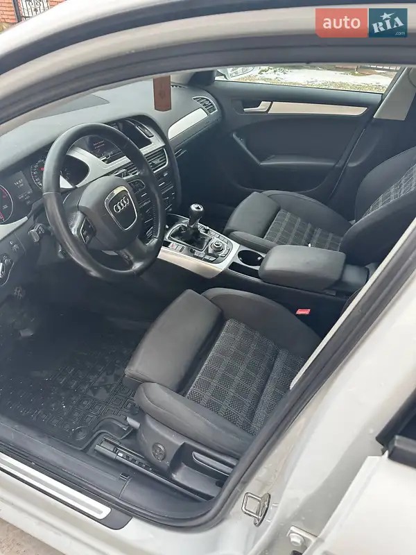 Audi A4 2011 VIN WAUZZZ8K1CA092433 фото оголошення 3 з 46