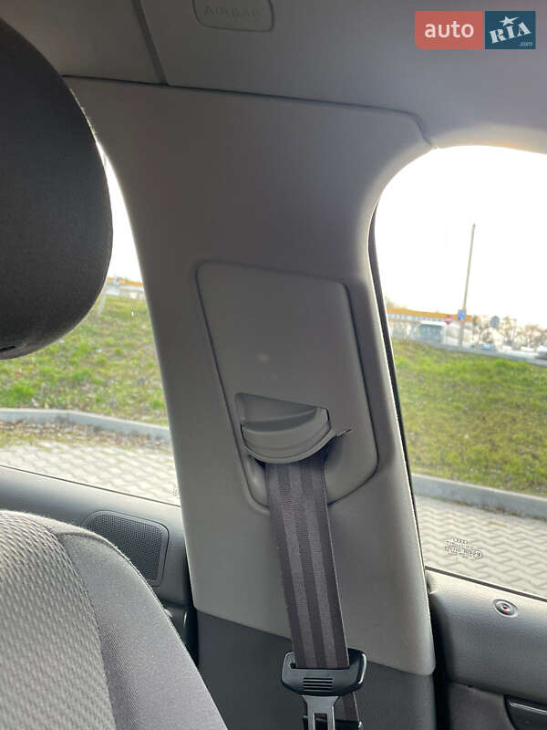 Седан Audi A4 2003 в Виннице фото 43 Седан Audi A4 2003 в Виннице