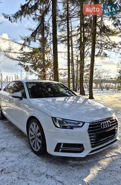 Седан Audi A4 2017 в Львове