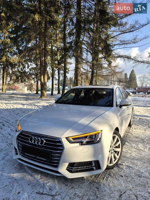 Седан Audi A4 2017 в Львові