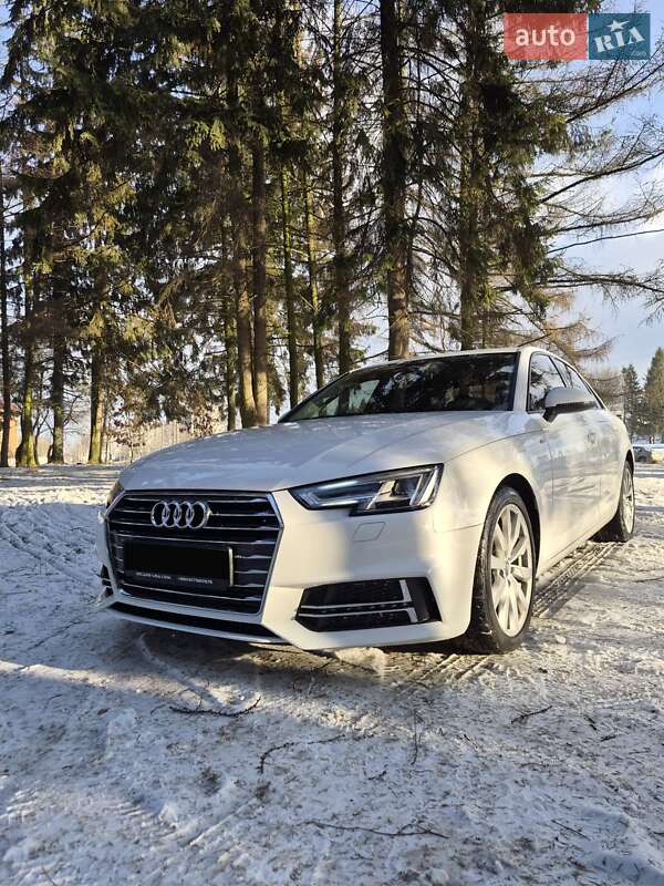 Седан Audi A4 2017 в Львові