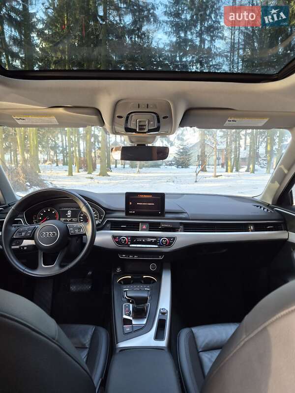 Седан Audi A4 2017 в Львові