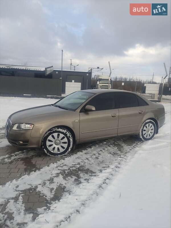 Седан Audi A4 2005 в Львові