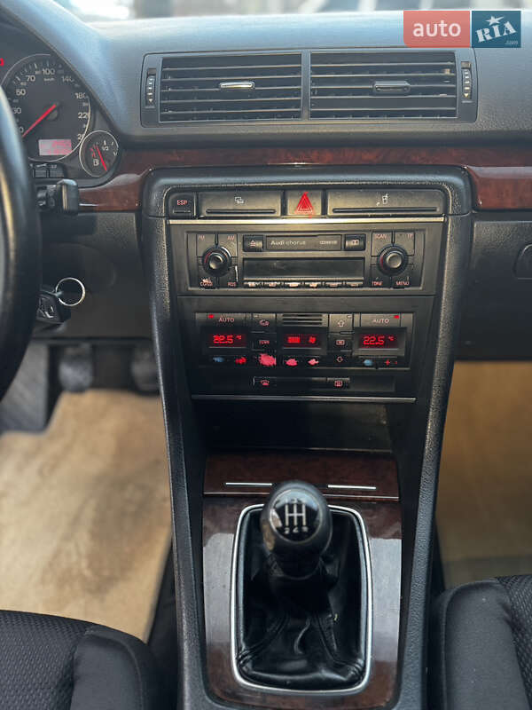 Універсал Audi A4 2001 в Снятині