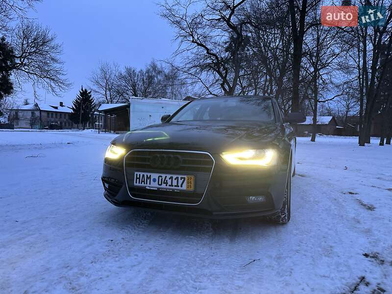 Універсал Audi A4 2014 в Лебедині