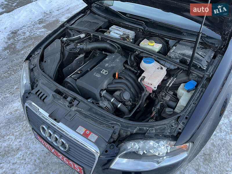 Седан Audi A4 2006 в Ровно