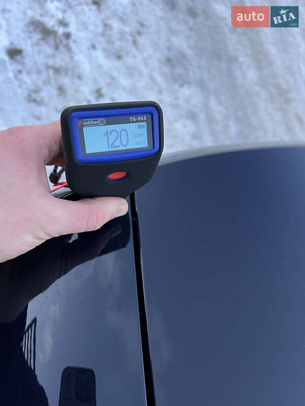 Седан Audi A4 2006 в Ровно