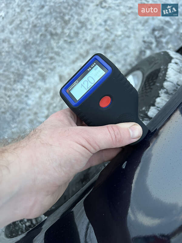 Седан Audi A4 2006 в Ровно