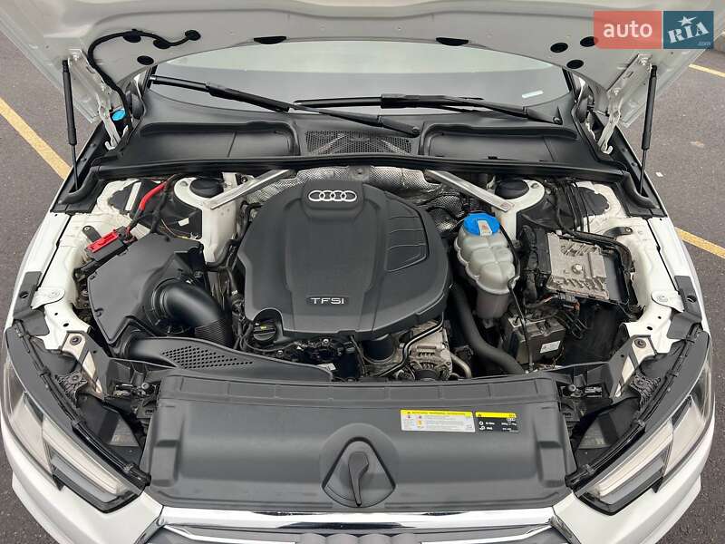 Седан Audi A4 2016 в Каменском