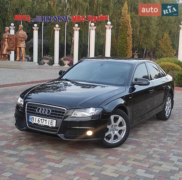 Седан Audi A4 2010 в Миргороде