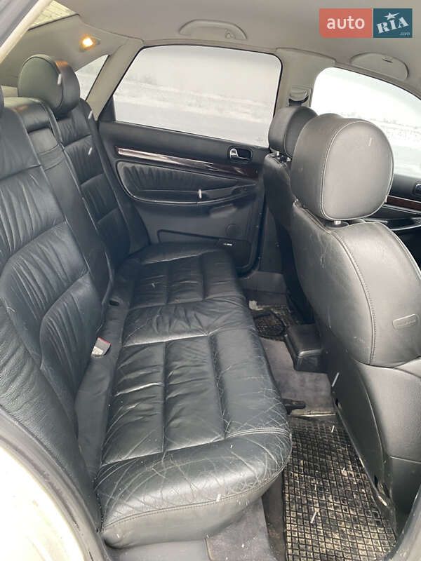 Седан Audi A4 1996 в Баре