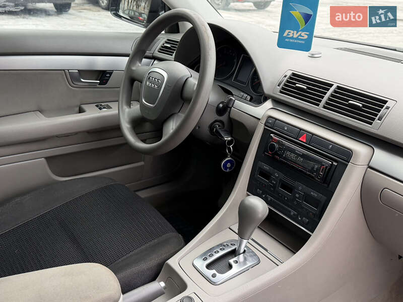 Седан Audi A4 2006 в Полтаве