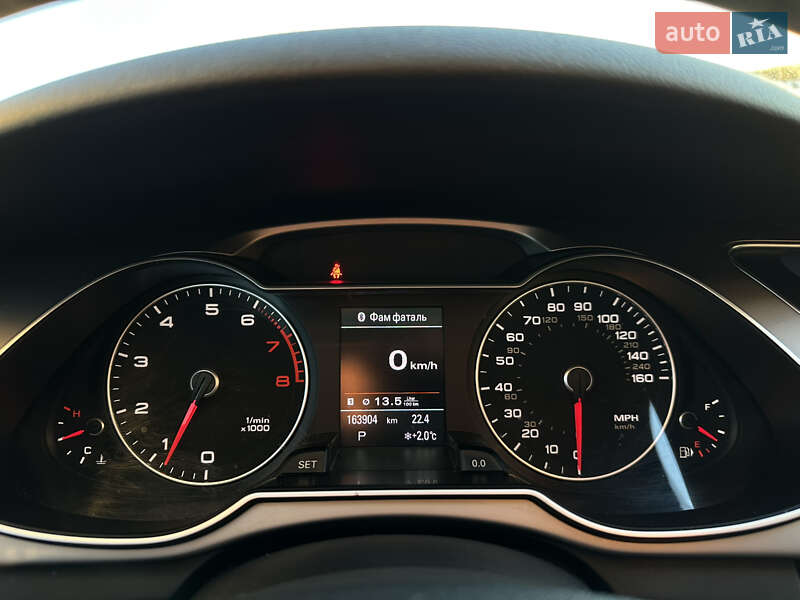 Седан Audi A4 2012 в Львові