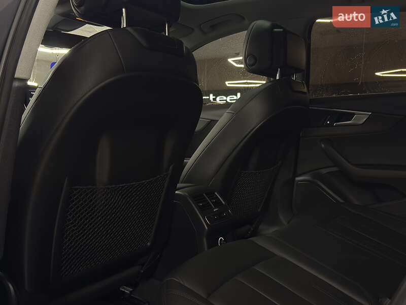 Седан Audi A4 2018 в Николаеве