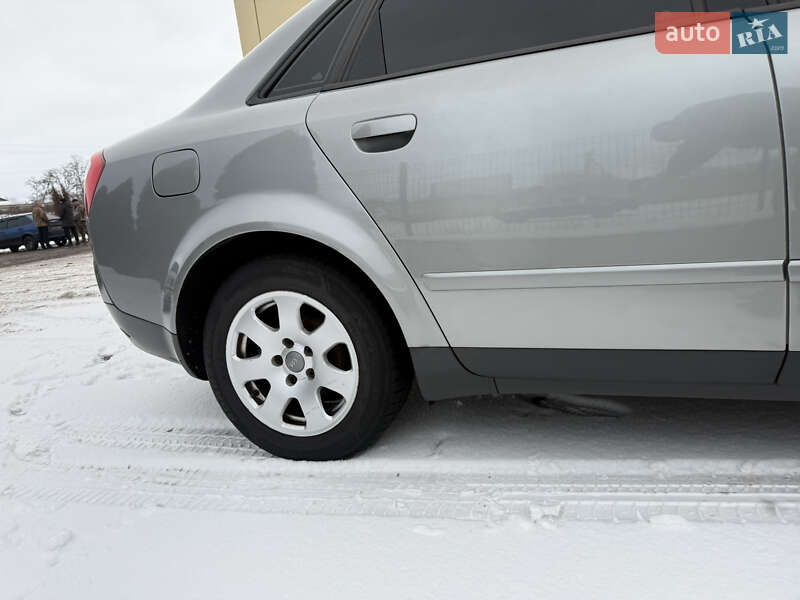 Седан Audi A4 2002 в Чугуєві фото 15 Седан Audi A4 2002 в Чугуєві