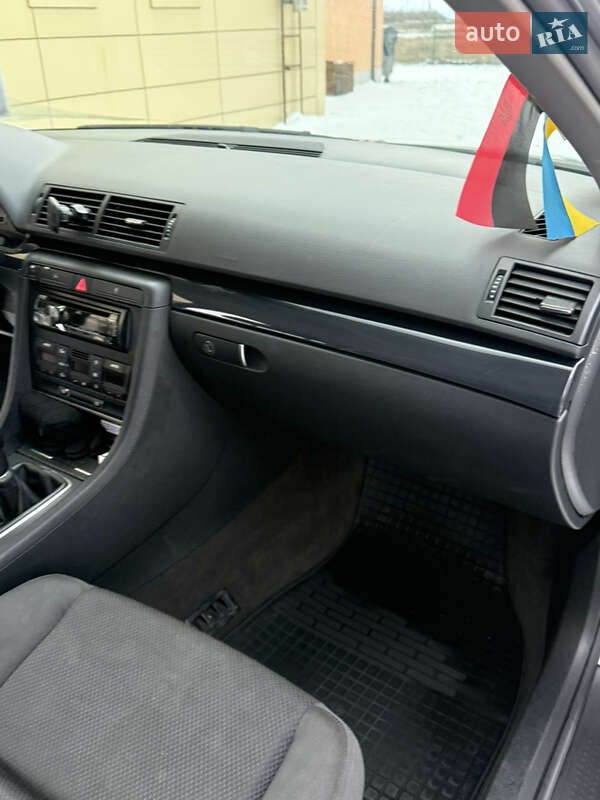 Седан Audi A4 2002 в Чугуєві фото 26 Седан Audi A4 2002 в Чугуєві