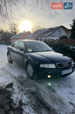 Седан Audi A4 2000 в Рівному