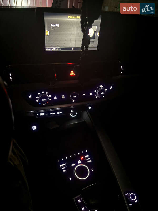 Универсал Audi A4 2016 в Староконстантинове