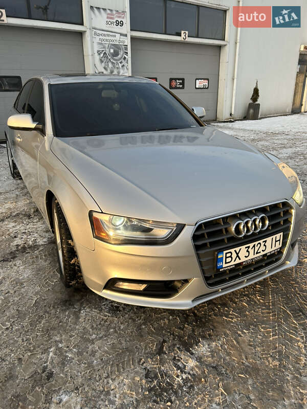 Седан Audi A4 2013 в Виннице