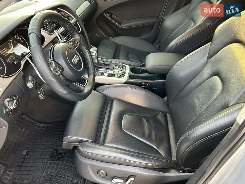 Седан Audi A4 2013 в Виннице