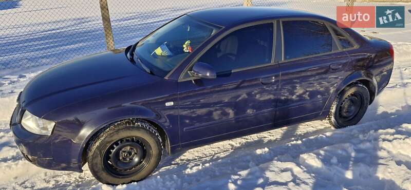Седан Audi A4 2003 в Лугинах фото 3 Седан Audi A4 2003 в Лугинах
