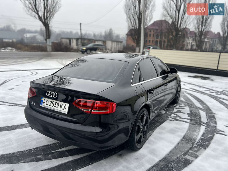 Седан Audi A4 2008 в Тячеве