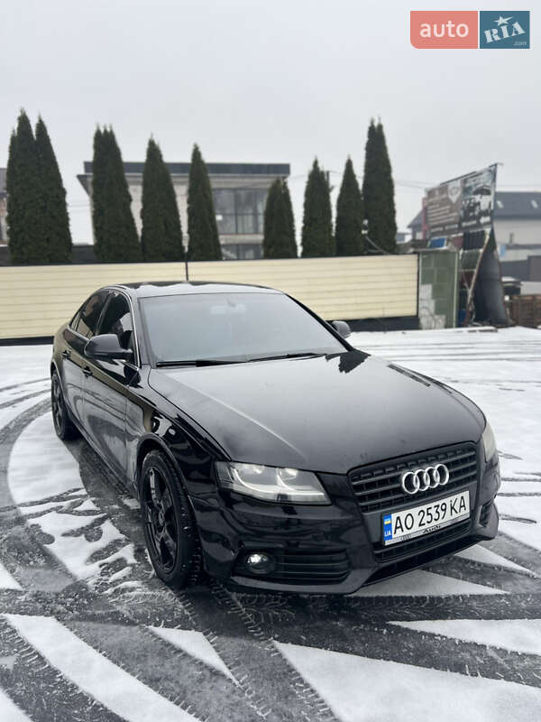 Седан Audi A4 2008 в Тячеве