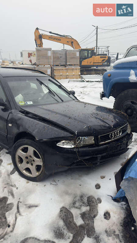Универсал Audi A4 2000 в Мукачево