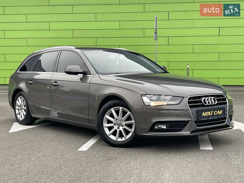 Универсал Audi A4 2015 в Киеве
