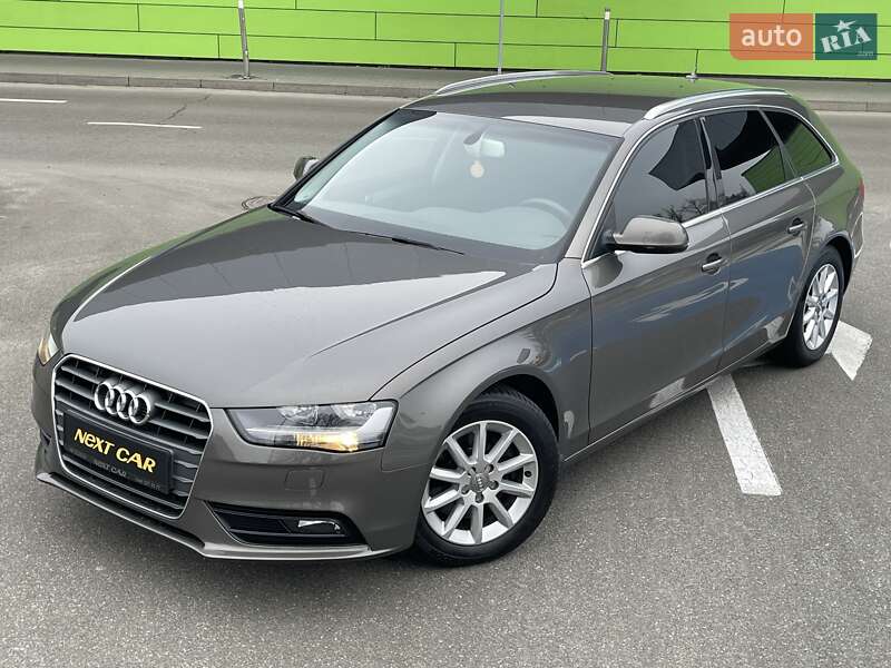 Универсал Audi A4 2015 в Киеве