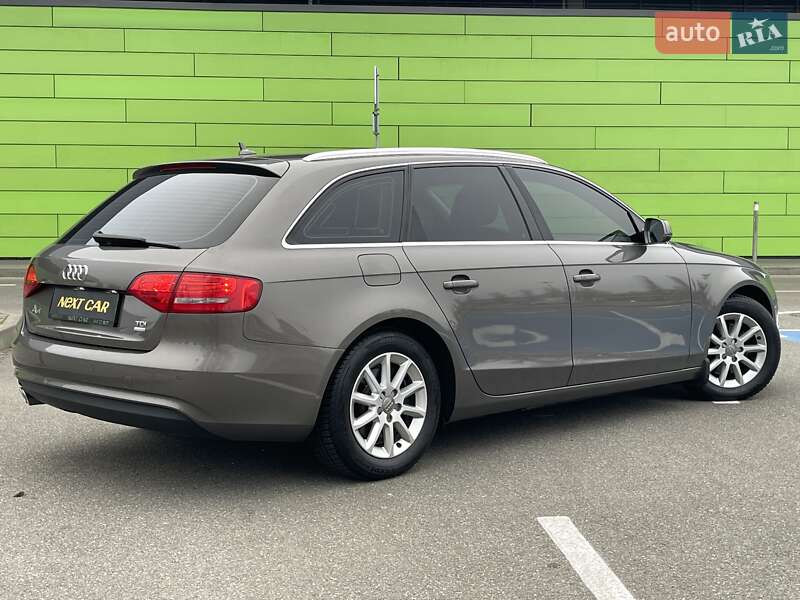 Универсал Audi A4 2015 в Киеве