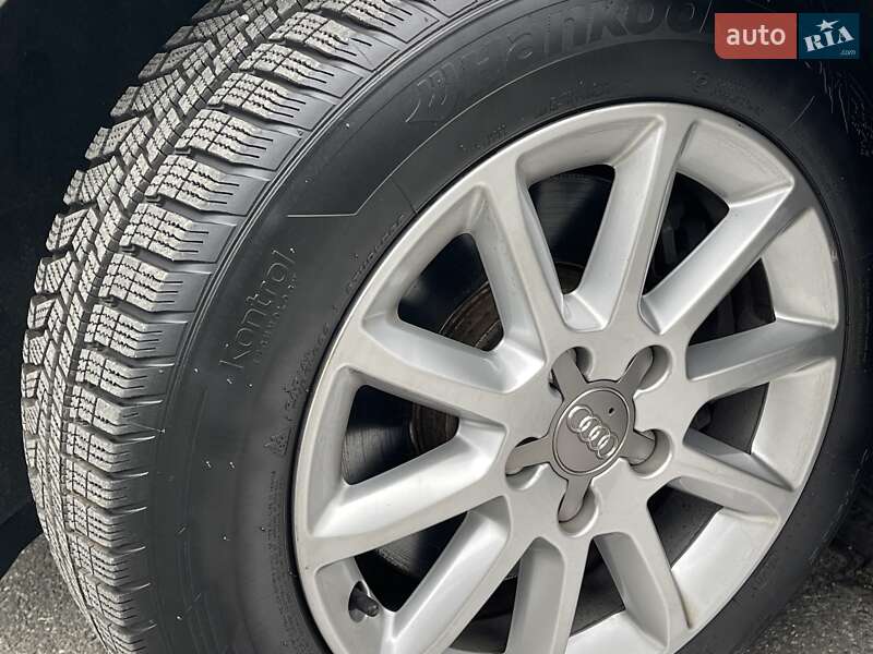 Универсал Audi A4 2015 в Киеве