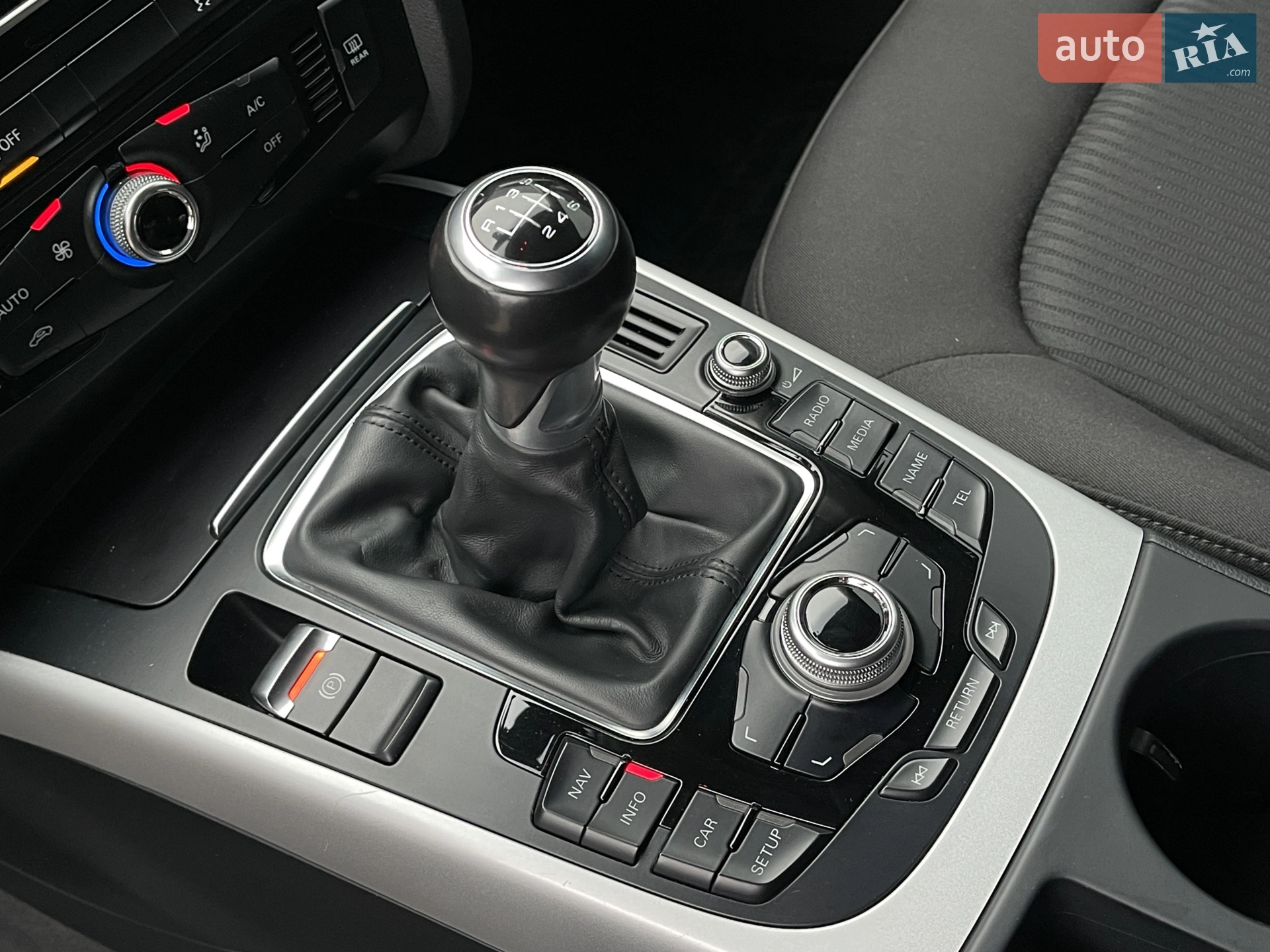 2015 Audi A4 - мініатюра 28