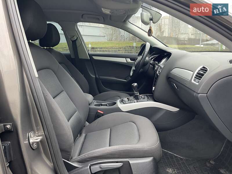 Универсал Audi A4 2015 в Киеве